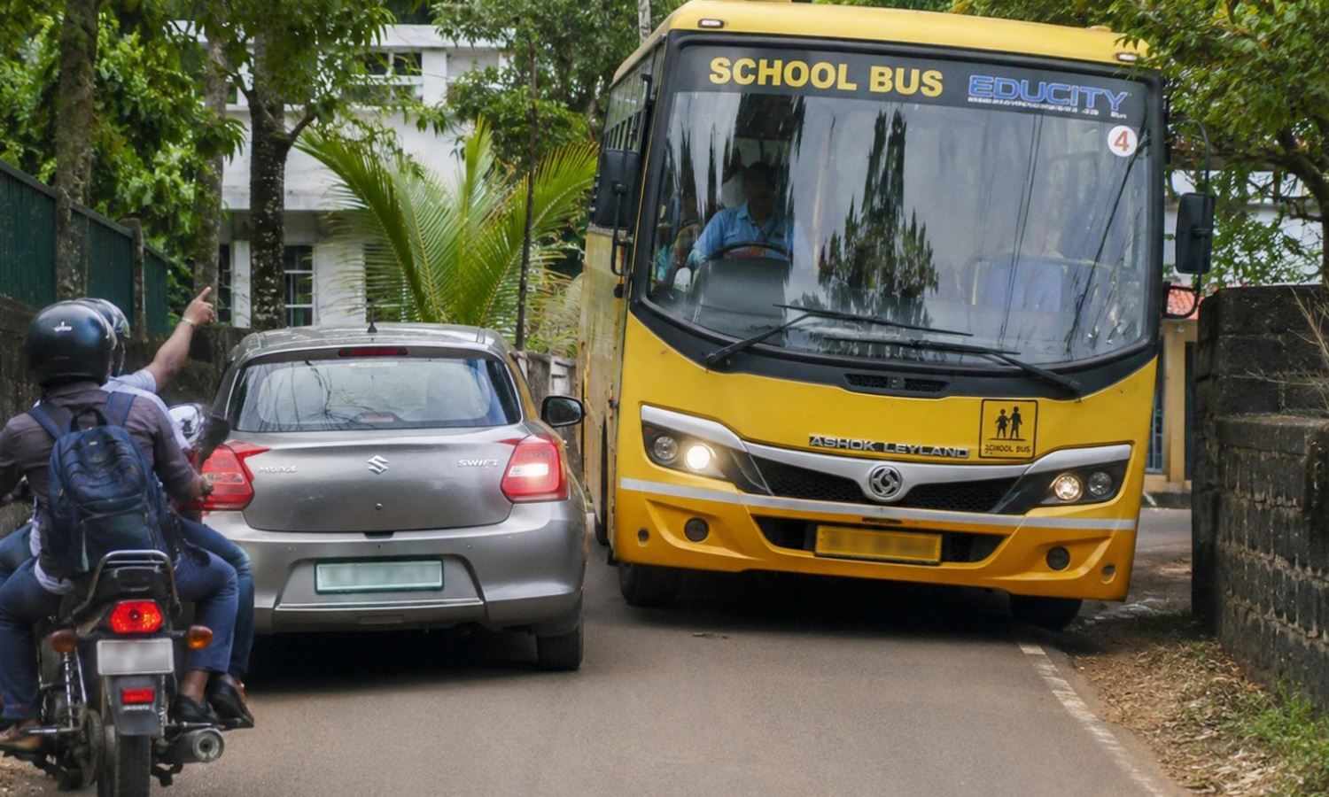 What a School Bus Driver Taught me about Supply Chains, Systems Thinking, and AI